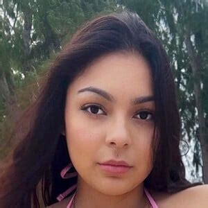 Watch Priscillayasury .